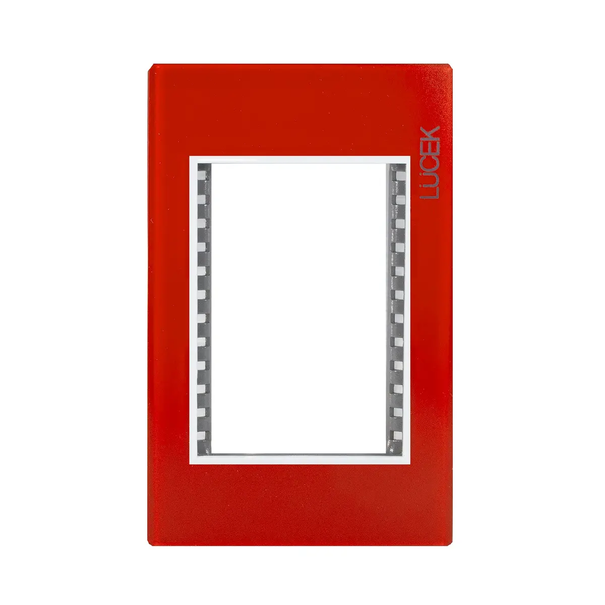 Placa Lucek Colors Metálica 3 Ventanas Rojo - La Nueva Eléctrica 1